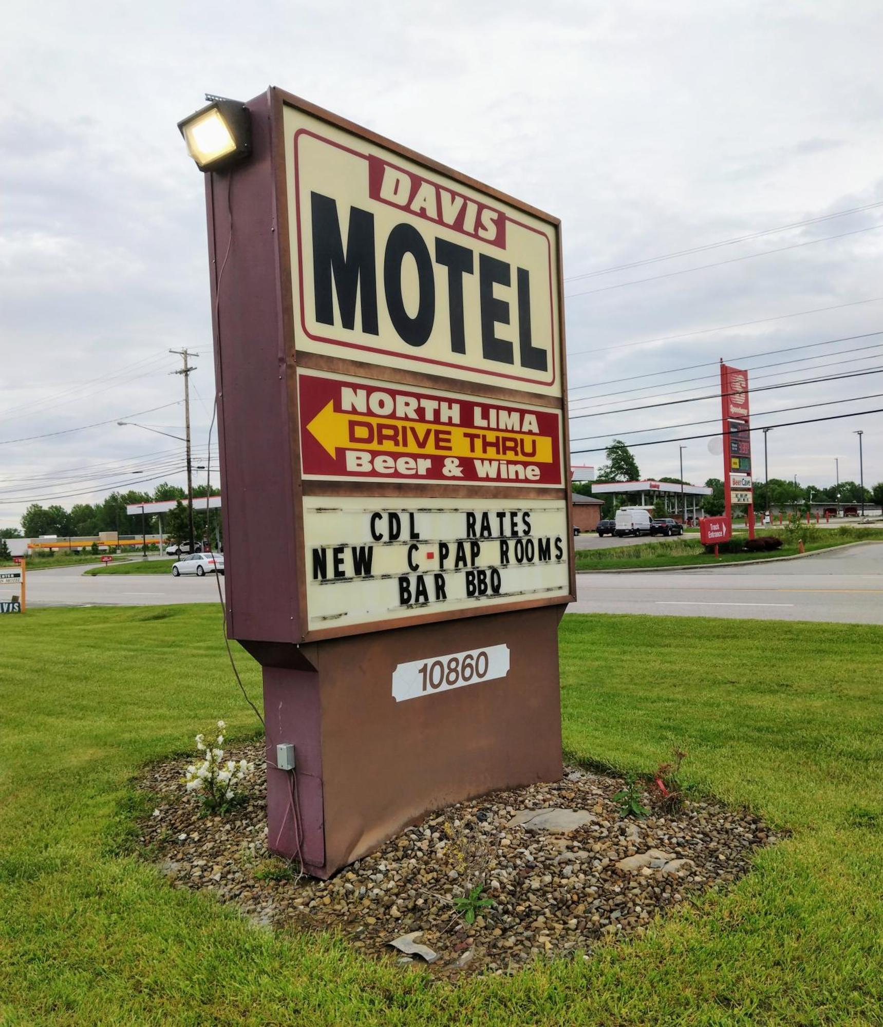 Davis Motel North Lima Exteriér fotografie